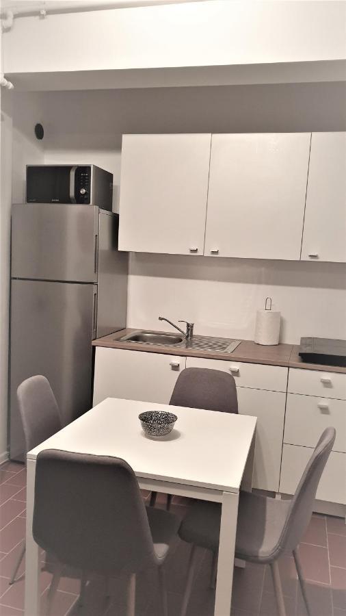 Appartamento Cozy Penthouse In A New Business Building In City Center. Free Private Parking Cluj-Napoca Esterno foto